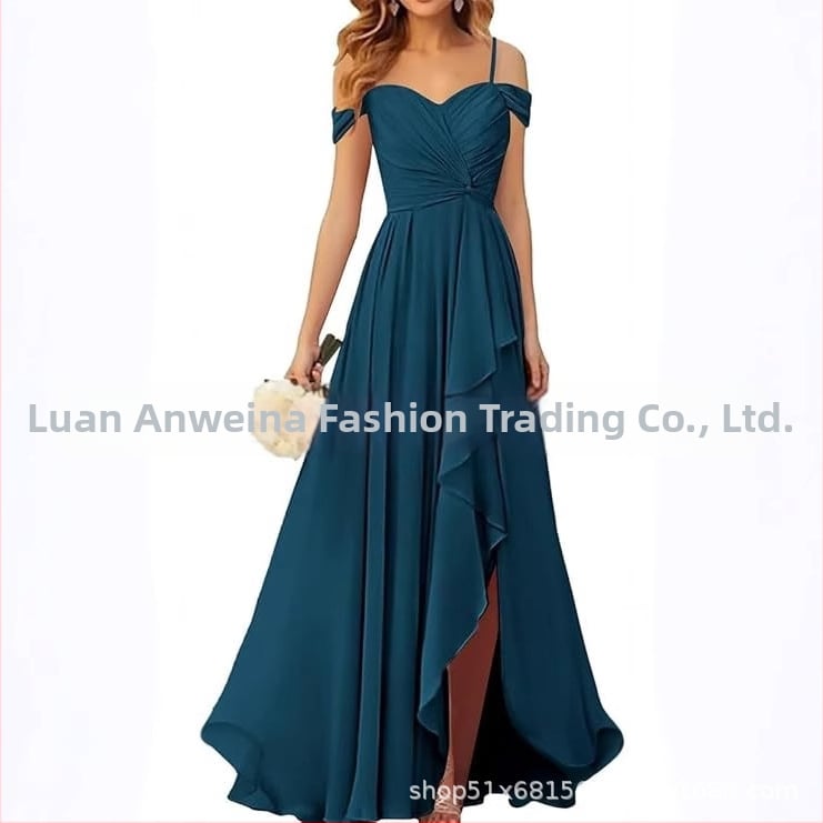 Вечерна рокля с презрамки тип потник, без ръкав, дълга пола, плисирана, полиестер