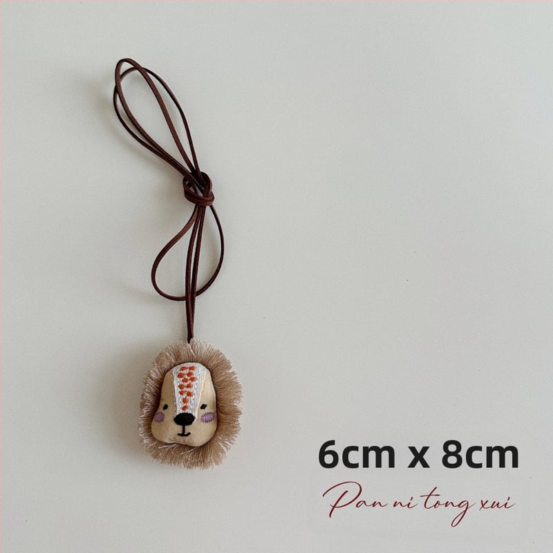 Bērnu kaklarota - rokām darināta, kokvilnas materiāls, karikatūras figūriņa ar 11 cm pagarināšanas ķēdi