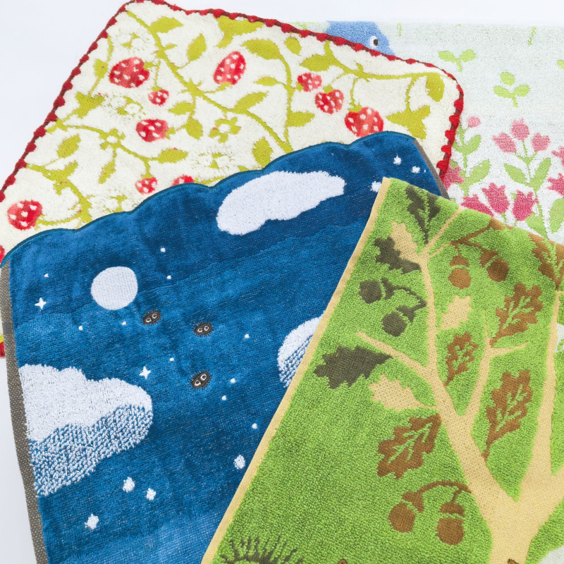 Veido rankšluostis iš 100% medvilnės, siuvinėtas jacquard ir kirptas velvetas, 100–120 g, 21 siūlų