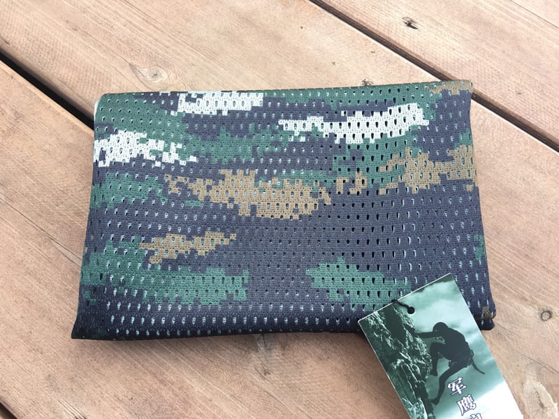 Sporta galvas šalle no neilona, svītrainais raksts, ārpuses lietošanai, pielāgošana pieejama