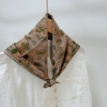 Morissa női pamut négyszögletes sál virágos mintával, sima szövés, 100% pamut, Tavasz 2025