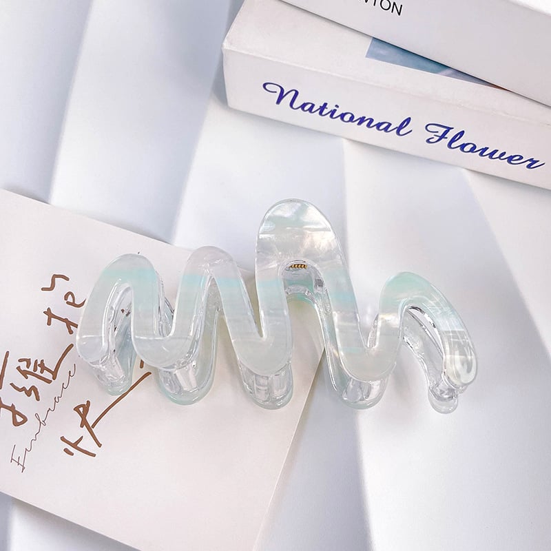 Щипка за коса с форма на акула, корейски стил; акрил; лепило; хващаща щипка; метално покритие; аксесоар за глава за жени; пролет 2025