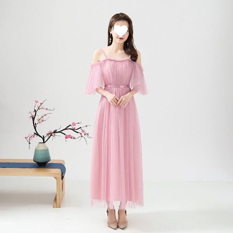 Рокля за шаферки за летни изпълнения - стройна кройка, елегантна, мрежеста полиестрова тъкан, дълга пола, 3/4 ръкав