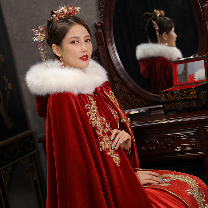 Hanfu Xiuhe skraistė su kailio apykakle, velveto audinys, twill audinys, retro stilius, kilmė Suzhou