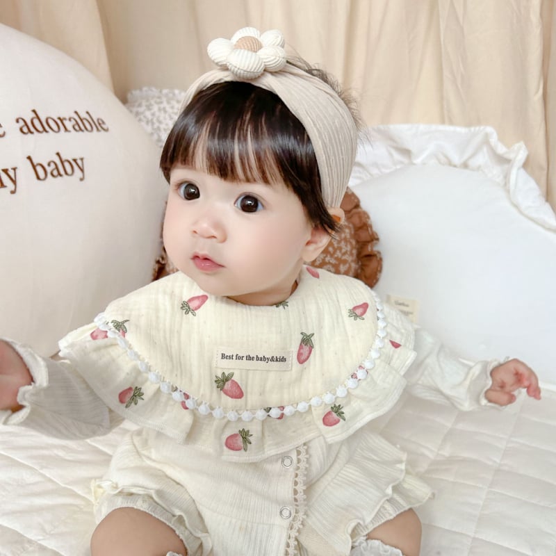 Kūdikių marlių medvilnės skudurėlis su gėlių nėriniu, atsparus vandeniui ir nešvarumams, tinkamas naujagimiams iki 6 metų, ruduo 2024