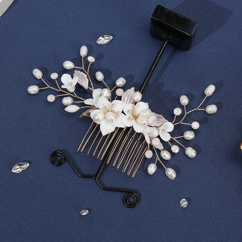 Щипка за коса във форма на цвете от сплав с перли и кристали, електроплатена ръчна изработка, подходяща за сватба