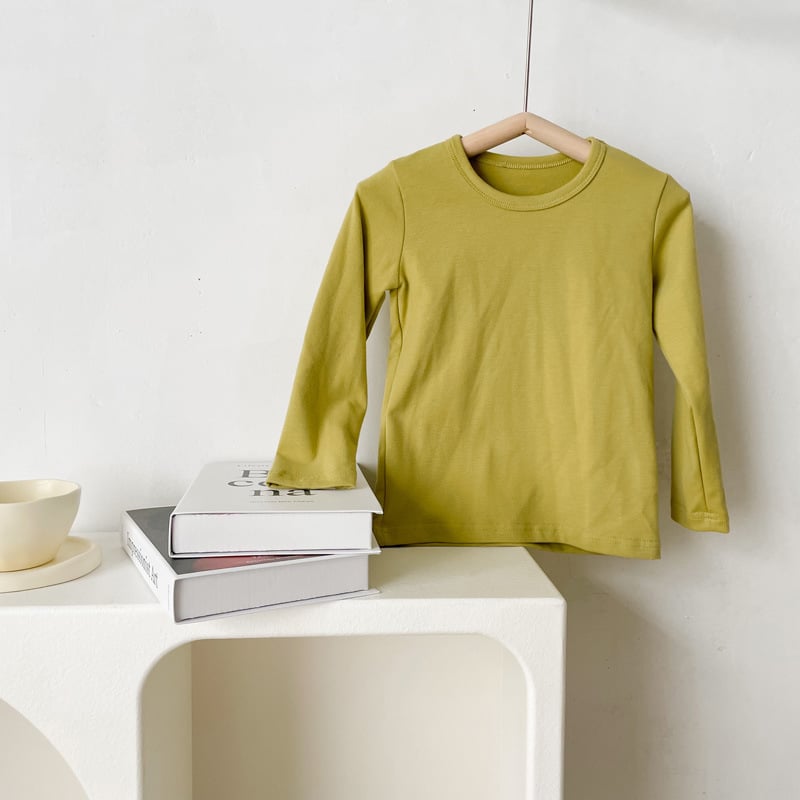 Vaikų marškinėliai su ilgomis rankovėmis iš medvilnės su apvaliu kaklu, vieno atspalvio modelis, švelnus audinys, 95% medvilnė 5% elastanas, tinkamas 0–1 metų amžiui