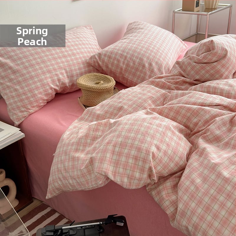 Keturių dalių patalynės komplektas iš 100% medvilnės, siūliniu dažymu, išplautas, languotas raštas