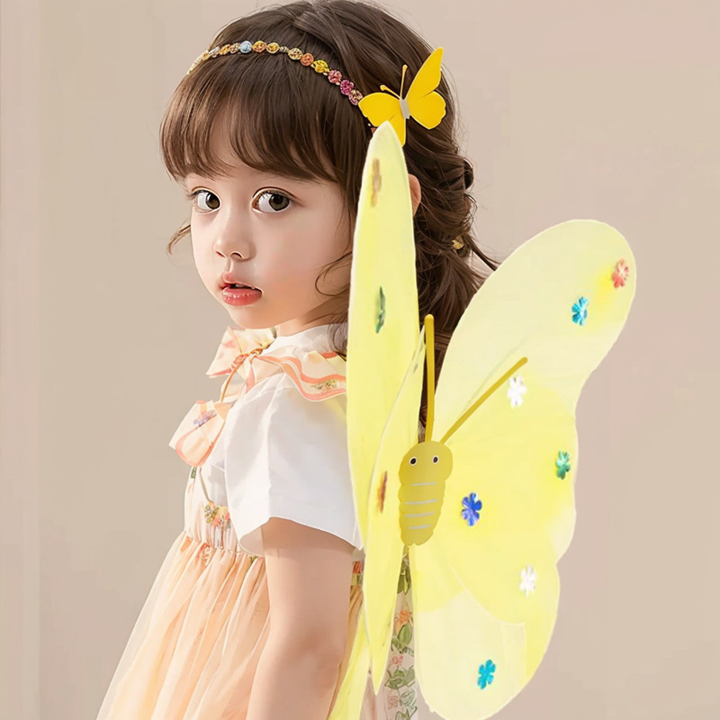 Shicai Eņģeļu spārni – sietveida materiāls, daļēji roku un daļēji mehāniska ražošana, rekvizīts grimām un apģērbam