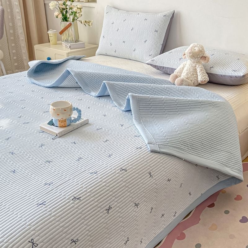 Tryjų dalių lovos užtiesalo komplektas, kvilijuotas, priešslydimo dizainas, dryžių raštas, poliesterio pluoštas, reaktyvus dažymas, abipusis