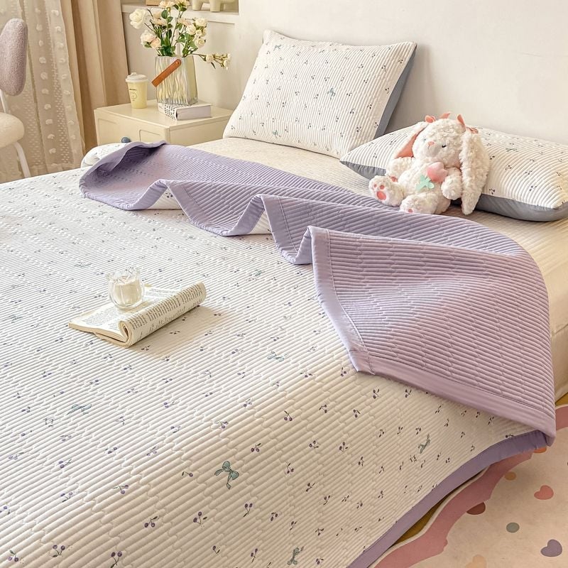 Tryjų dalių lovos užtiesalo komplektas, kvilijuotas, priešslydimo dizainas, dryžių raštas, poliesterio pluoštas, reaktyvus dažymas, abipusis
