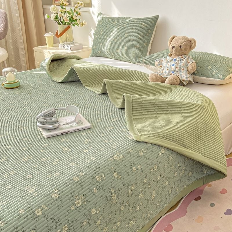 Tryjų dalių lovos užtiesalo komplektas, kvilijuotas, priešslydimo dizainas, dryžių raštas, poliesterio pluoštas, reaktyvus dažymas, abipusis