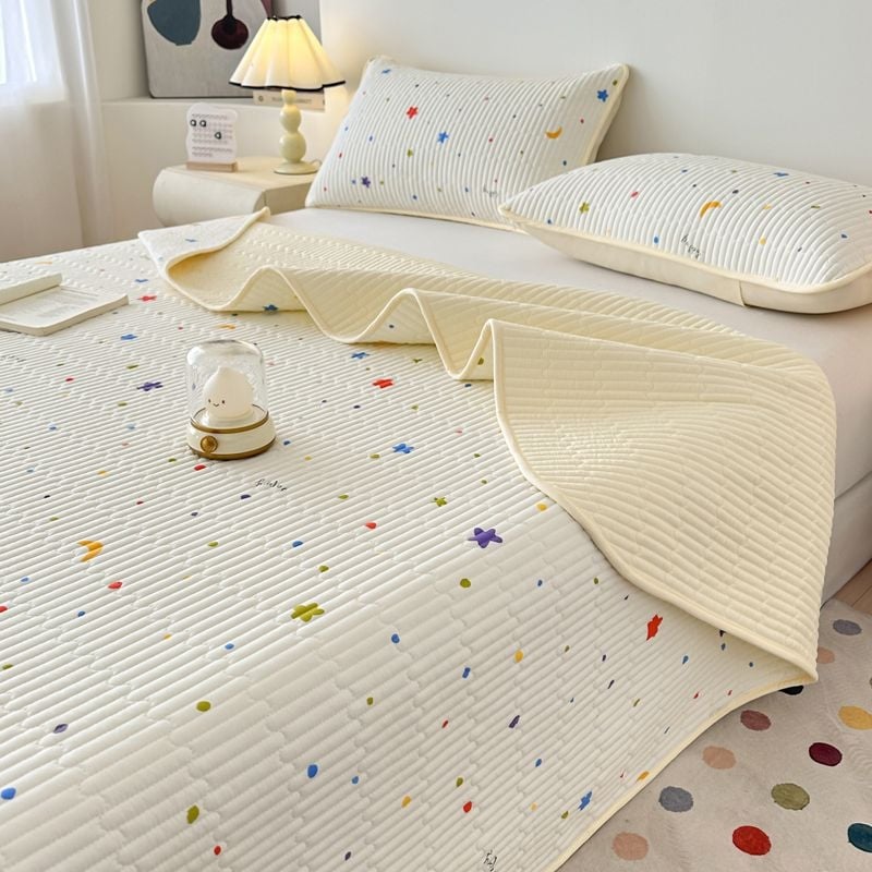 Tryjų dalių lovos užtiesalo komplektas, kvilijuotas, priešslydimo dizainas, dryžių raštas, poliesterio pluoštas, reaktyvus dažymas, abipusis