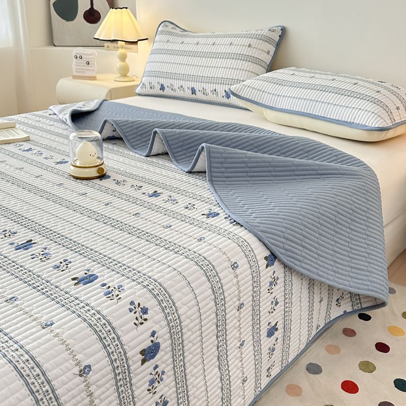 Tryjų dalių lovos užtiesalo komplektas, kvilijuotas, priešslydimo dizainas, dryžių raštas, poliesterio pluoštas, reaktyvus dažymas, abipusis