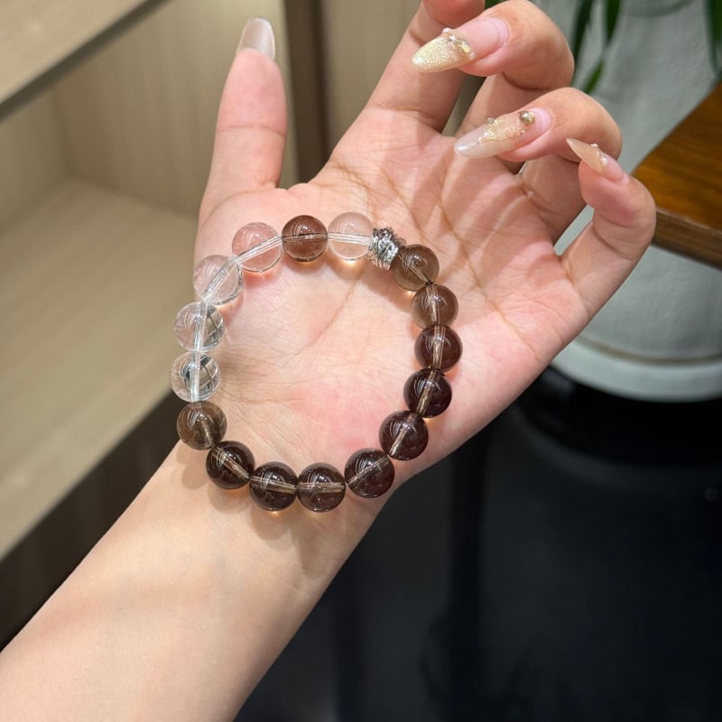 Rokassprādze ar elastīgu auklu, bez sānu akmeņiem, ķīniešu stils, 2025. gada vasaras izlaidums