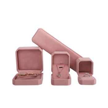 Astoņstūraina velūra juvelierizstrādājumu kaste, kompozītmateriāls, SSJH23, juvelierizstrādājumu iepakojums