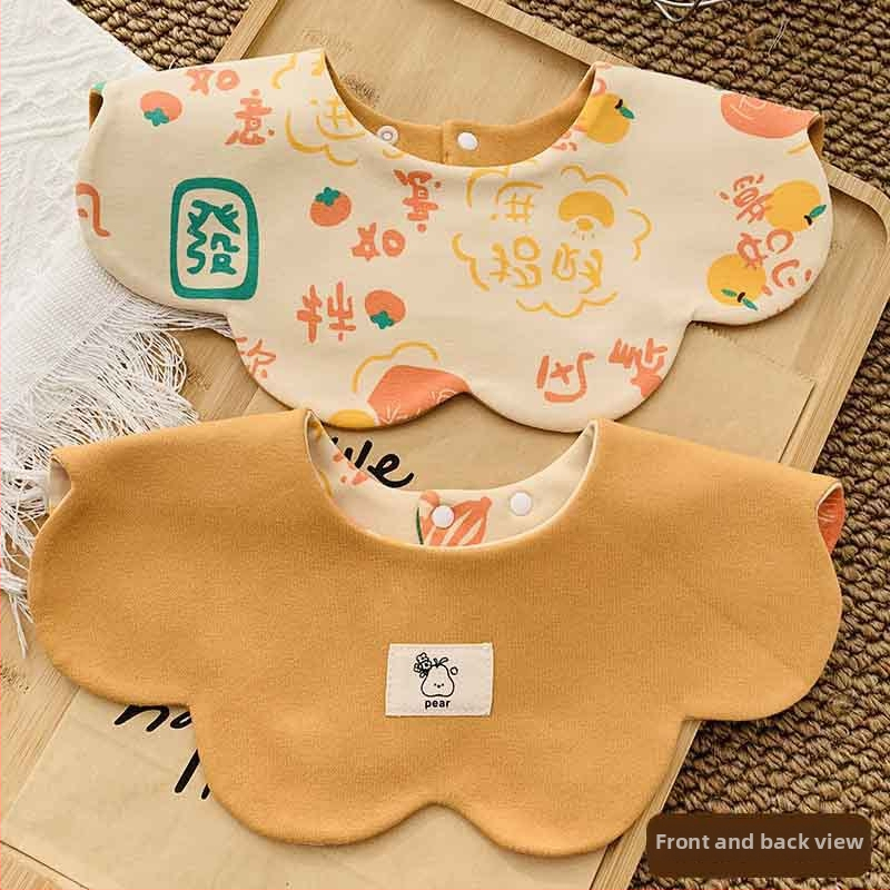 Medvilninė seilinė kūdikiams ir mažiems vaikams (1–3 metų) – dvipusis gėlių raštas, sugerianti