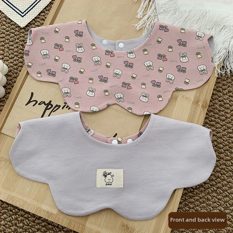 Medvilninė seilinė kūdikiams ir mažiems vaikams (1–3 metų) – dvipusis gėlių raštas, sugerianti