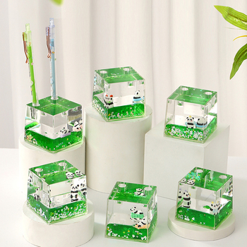 Akrilinis panda smėlio laikrodis biuro dekorui, karikatūrinis stilius, injekcinis formavimas