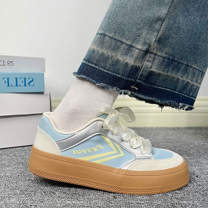 Feiyue ženske tenisice s mrežastim gornjim dijelom, proljeće–ljeto 2025, lagane i prozračne, vulkanizirana gumena đon, vezanje na šnure, ležerni stil