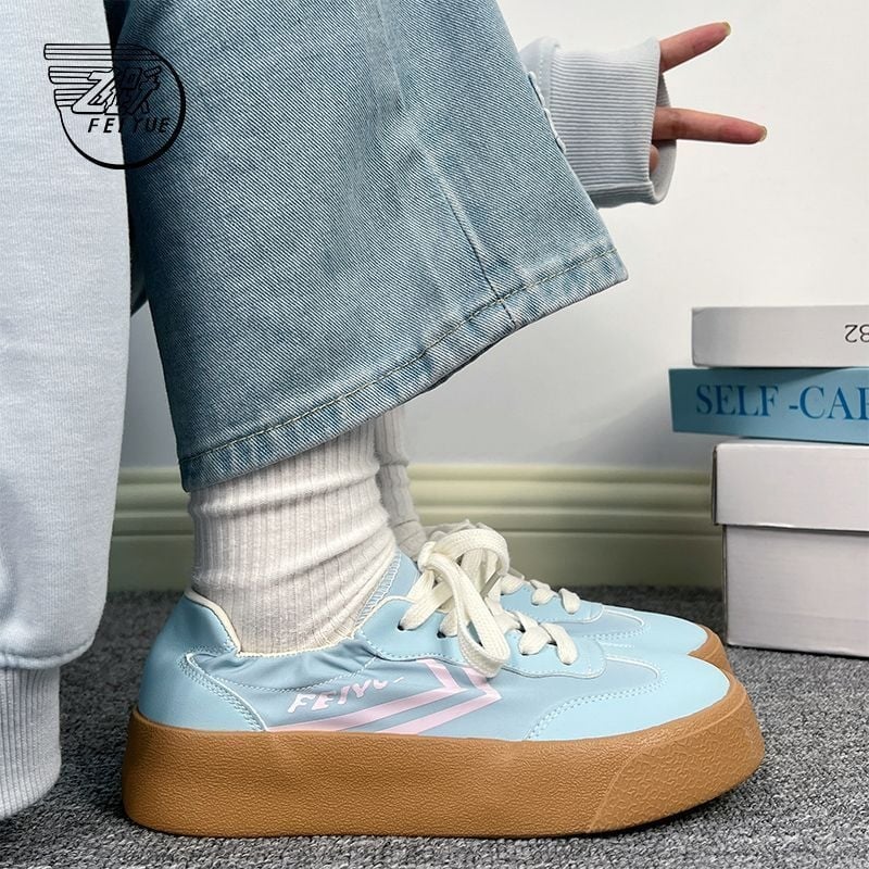 Feiyue ženske tenisice s mrežastim gornjim dijelom, proljeće–ljeto 2025, lagane i prozračne, vulkanizirana gumena đon, vezanje na šnure, ležerni stil