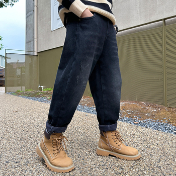 Vaikiškos kelnės su flisu berniukams, 2025 m. rudens ir žiemos naujas modelis, šiltos ir storos, žieminiai drabužiai berniukams, madingi džinsai vidutinio ir didelio sudėjimo vaikams.