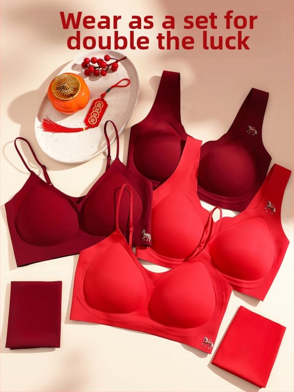 Biustų komplektas: be siūlės, kaušiai 3/4, formuoti kaušiai su plonu viršumi ir storesniu apačia, nailonas, fiksuotos dvigubos petnešos