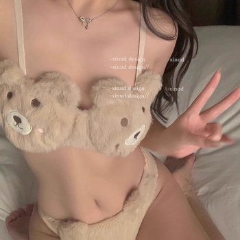 Pamut melltartó készlet, kosár 3/4, levehető dupla vállpántok, formázott kosarak (fentről vékony, lentre vastag), hátul három sor kampó