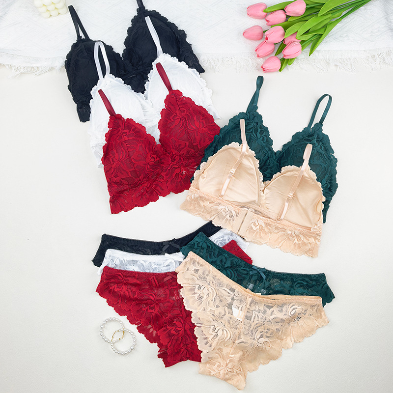 Nylon set grudnjaka s trokutičnim košaricama, tanki kalupi košarica, čvrste naramenice, stražnji zatvarač s tri reda kopči, prozračan, dvodijelni set