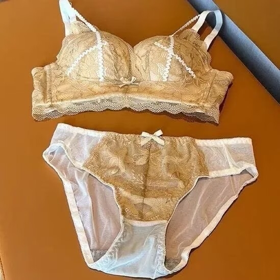 Set de sutien din dantelă, push-up îngroșat de 5 cm, cupe 3/4 pentru un bust rotund