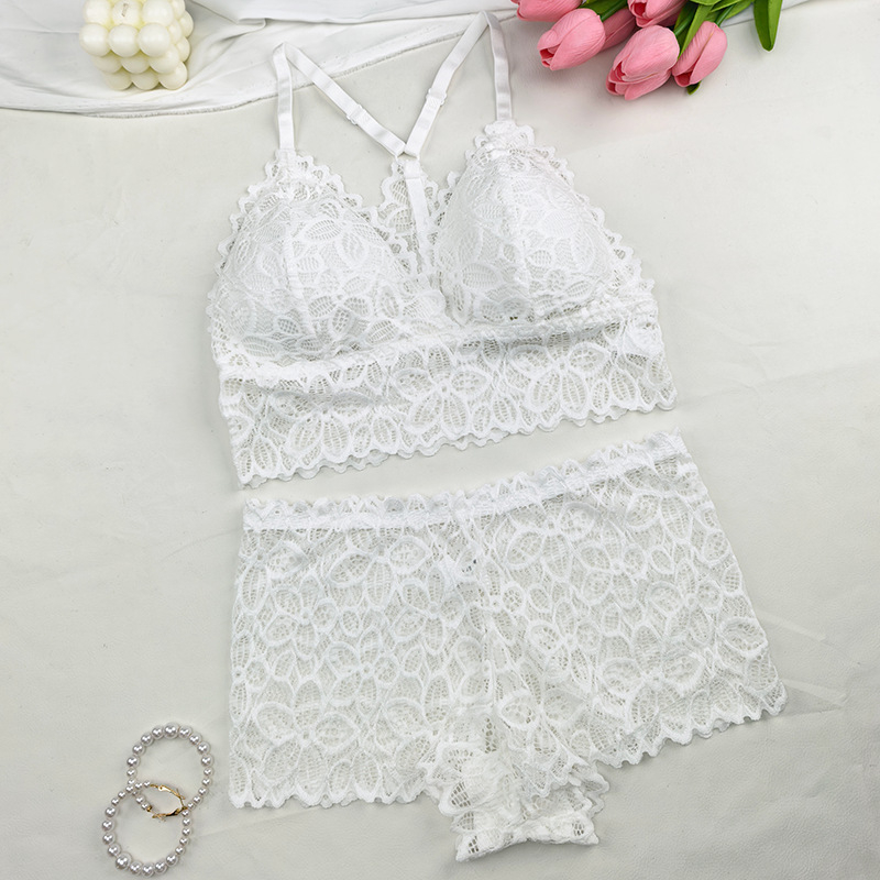 Set grudnjaka s floralnim čipkom i najlonom, trokutaste košarice, tanke oblikovane košarice, čvrste naramenice