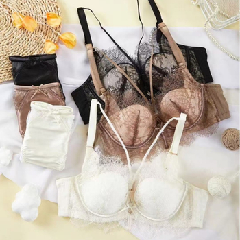 Čipkasti set grudnjaka, košarica 3/4, kalup od pjene, stražnje troredno zatvaranje, čvrste naramenice