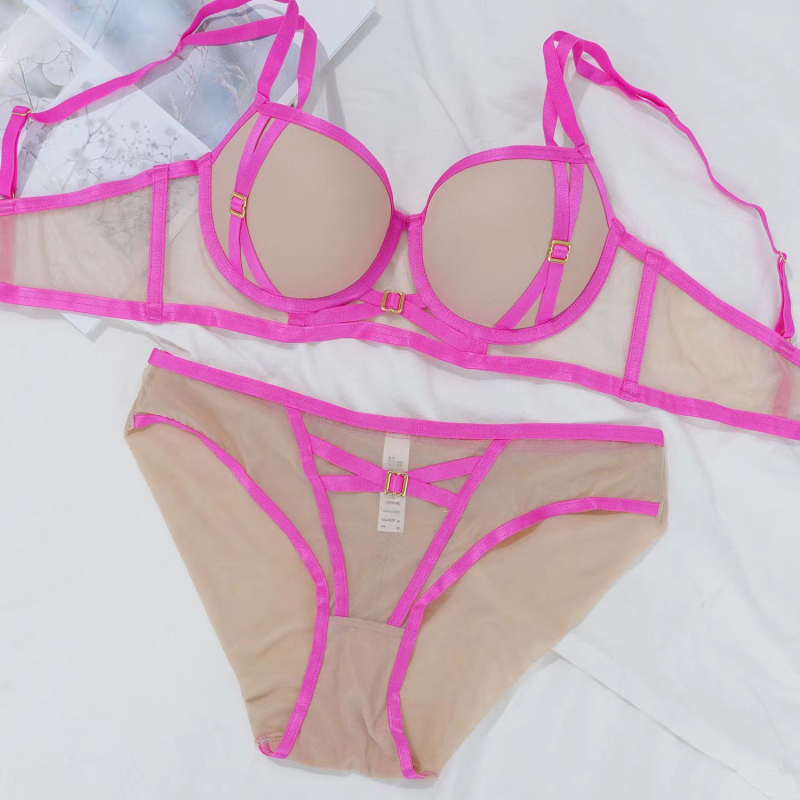 Set grudnjaka s čipkom, vanjski najlon, podstava poliester, Push-Up i zatezanje, stražnje zatvaranje s tri reda kukica