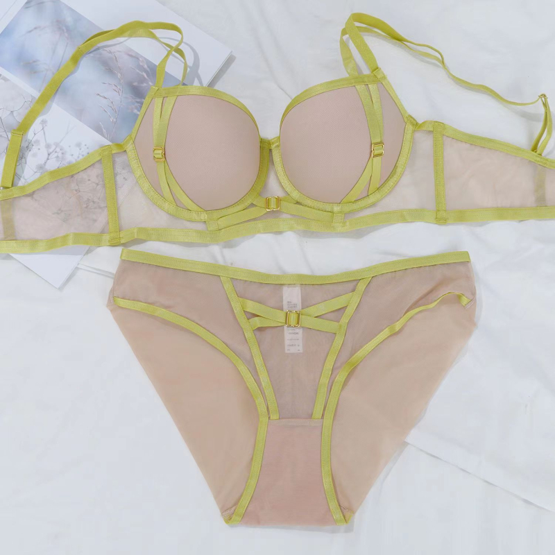 Set grudnjaka s čipkom, vanjski najlon, podstava poliester, Push-Up i zatezanje, stražnje zatvaranje s tri reda kukica