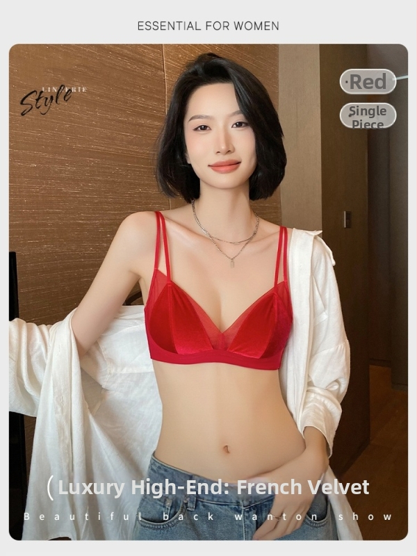 Set grudnjaka s trokutastim košaricama, tanke oblikovane košarice, najlon materijal, fiksni dvostruki naramenici, stražnji zatvarač s tri redova kopči