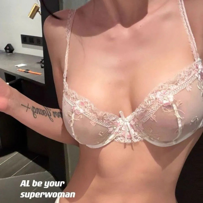 Cipkasti prozirni set grudnjaka s metalnim obručem, 1/2 košarice, tanke oblikovane košarice, fiksne naramenice, stražnje dvostruko kopčanje