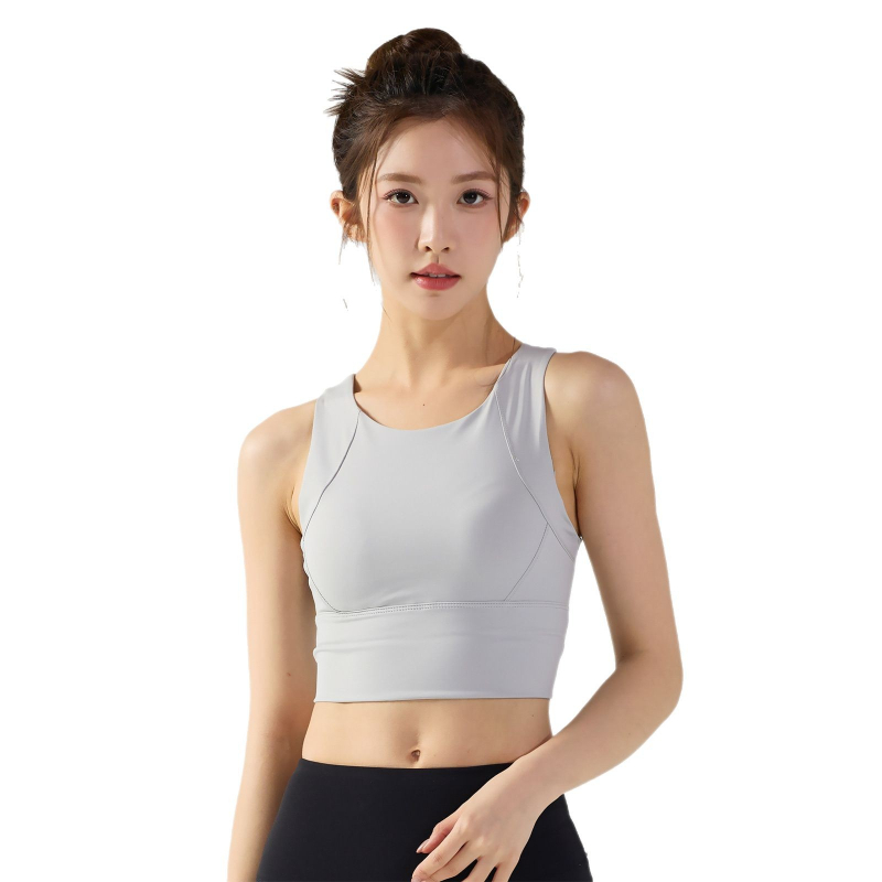 Спортен сутиен с пълни чашки, фиксирани двойни презрамки, дизайн от едно парче, нейлон-спандекс смес, подплата: спандекс