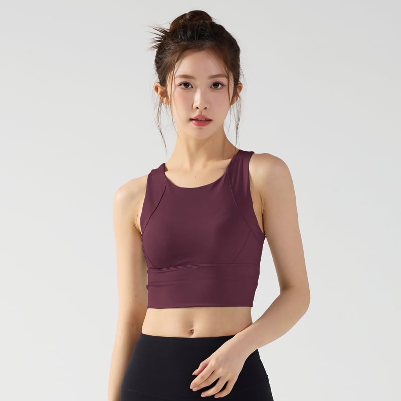 Спортен сутиен с пълни чашки, фиксирани двойни презрамки, дизайн от едно парче, нейлон-спандекс смес, подплата: спандекс