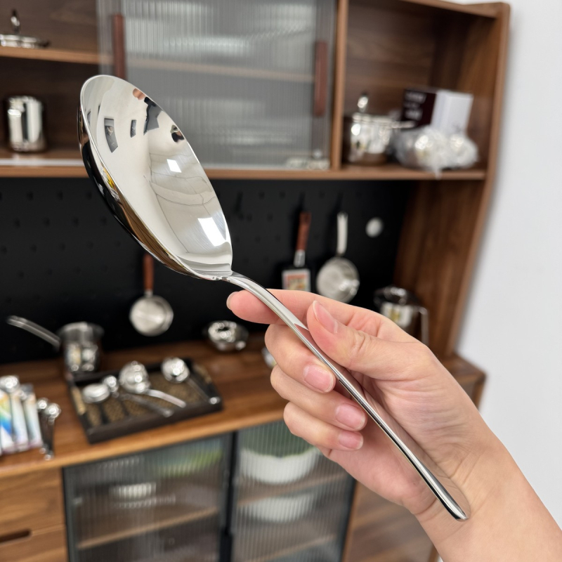 Munavormiline supilusikas pikkade käepidemetega, sügav kauss, 304 roostevaba teras, peegelviimistlus, serveerimis lusikas, kaasaegne minimalistlik stiil