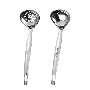 Pikk roostevabast terasest supilusikas integreeritud kurnaga, südamekujuline kujundus, libisemiskindel käepide