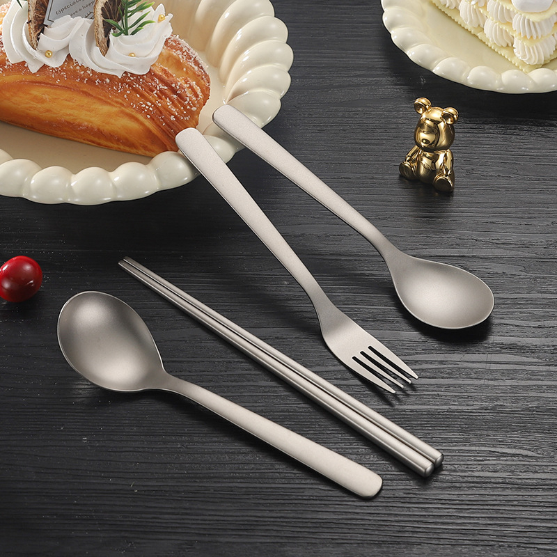 Τριμελές σετ από τιτάνιο για τραπέζι: πιρούνι, κουτάλι και ξυλάκια, Ma Lun Guang γυαλισμένο, παιδικό, μοντέρνο μινιμαλιστικό στυλ