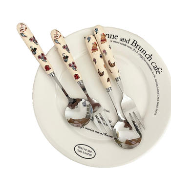 Set žlice i vilice s keramičkom držačem, u stilu Ins, karikatura uzorak, nehrđajući čelik, ogledno poliranje, izlazak 2025