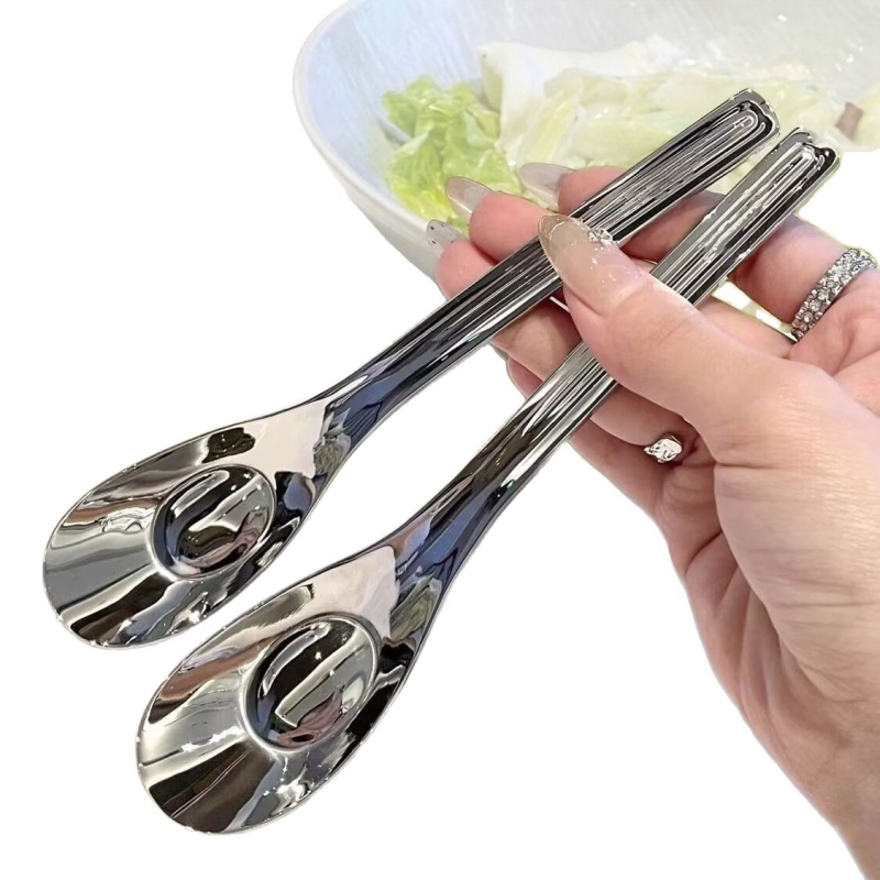 Roostevabast terasest pikkade käepidemetega lusikas koduseks kasutamiseks, sobiv lastele, Korea stiilis lame põhja lusikas toidu söömiseks ja suppi serveerimiseks