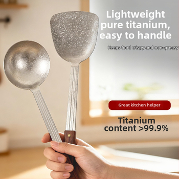 Puhast titaniumi lusikas ja spaatli komplekt roosipuu käepidemega, põletuste vastane disain, kahekohaline kerge köögitarvete komplekt