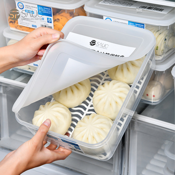 Антибактериален контейнер за парени хлебчета и кнедли, PP+PE, квадратна форма, капацитет 4.1-5 L, подходящ за микровълнова, хранително качество