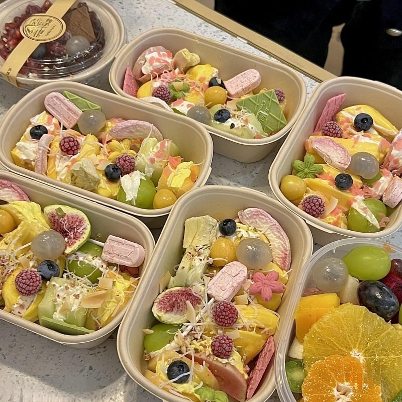 Cutie pentru desert pentru picnic cu trei compartimente, pentru iaurt, fructe și prăjitură — cuptor cu microunde: Nu; imprimare siglă: Disponibil; personalizare: Nu; biodegradabil: Nu