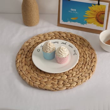 Covoraș rotund, țesut manual din rachis de apă, izolație termică antiarziere pentru cești, boluri și farfurii; stil simplu modern; biodegradabil; calitate premium