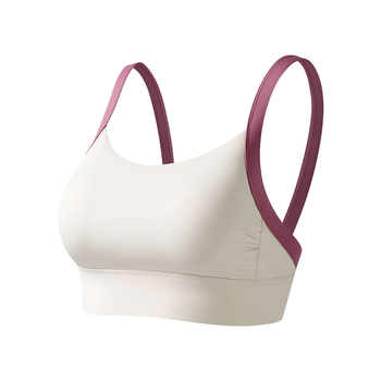 Спортен сутиен с V-образен гръб, пълна чашка, тънки формовани чашки, фиксирани двойни презрамки, закопчаване на гърба с три реда катарами