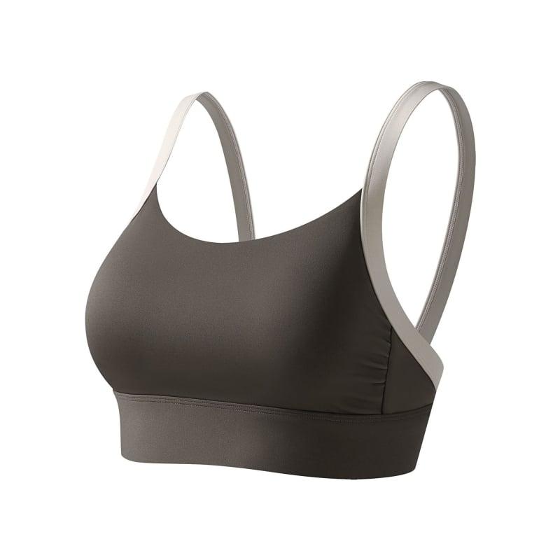 Спортен сутиен с V-образен гръб, пълна чашка, тънки формовани чашки, фиксирани двойни презрамки, закопчаване на гърба с три реда катарами