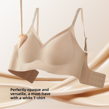 Спортен сутиен безшевен, с пълна чашка, найлонова материя с подплата от спандекс 30–50%, задно закопчаване с четири реда катарами, фиксирани двойни презрамки